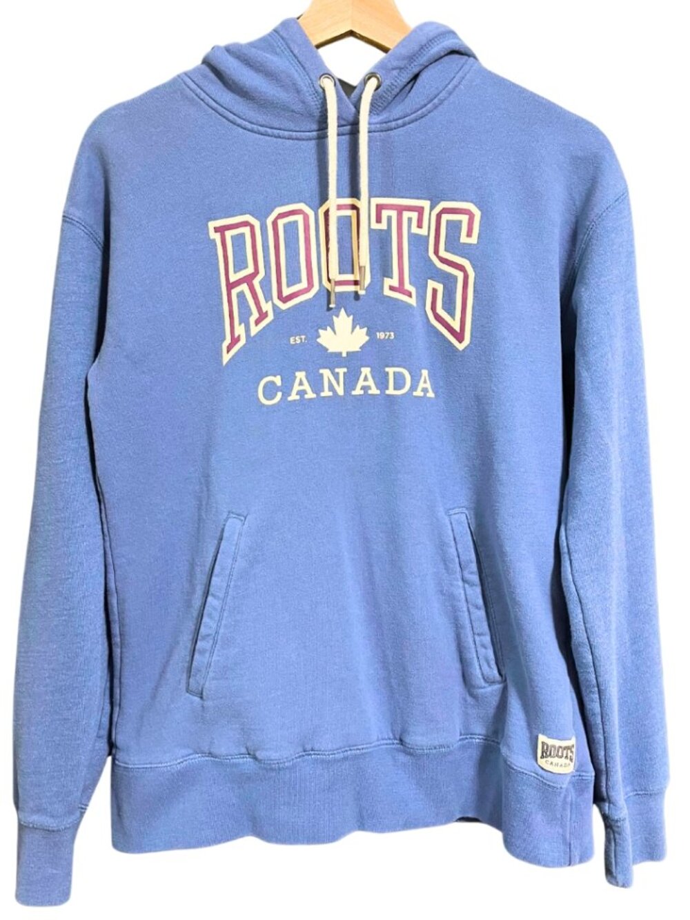 Roots Periwinkle Blue w Purple Canada Logo Slim Fit Pullover Hoodie Sweater – XS